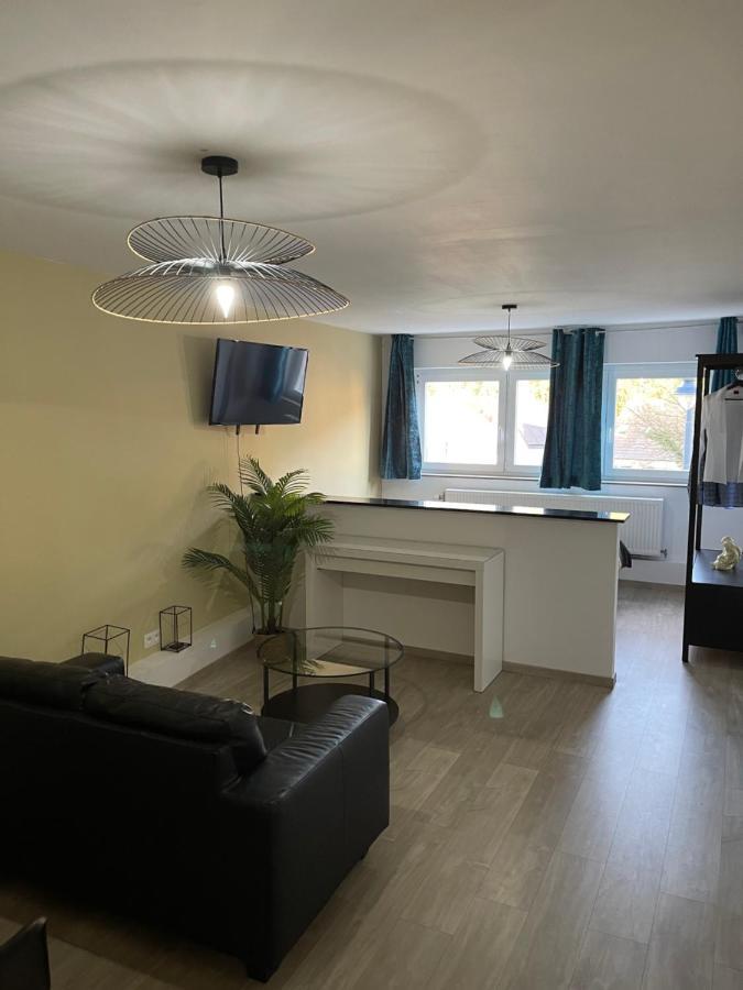 Grand Studio A 5 Minutes Du Centre Namur Exterior foto